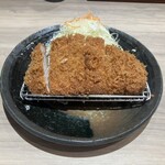 Tonkatsu Kagurazaka Sakura - ロースかつ定食