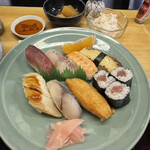 はざきや寿し - 寿司ネタ大盛り