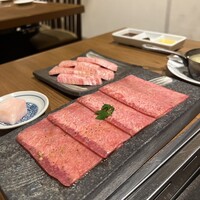 焼肉 黒田 - 