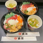 魚丼 - 