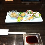 やっちろ - オツマミ　　　　味付けはしっかりでも多種多様で美味しかったです