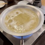 Torinabe Maruni - 【黄金のスープ】風味豊かなコクが広がります