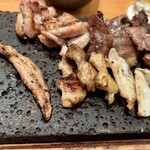 焼き鳥・炙り炭焼き をどり - をどり焼鳥おまかせ6種盛り合わせ