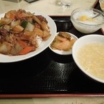 鴻運 - 日替り丼５００円　H26.1