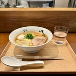 銀座 八五 - ラビオリグルマンディーズ中華そば 2200円