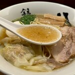 銀座 八五 - ラビオリグルマンディーズ中華そば 2200円