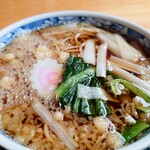 やぶ善 - "なると"、"小松菜"、"長葱"と嬉しい具。