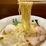 銀座 八五 - ラビオリグルマンディーズ中華そば 2200円