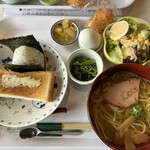 Cafe Sona - ラーメンモーニング