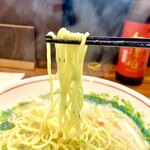 今石飯店 涼華 - 麺も腰があり、あんかけに負けない