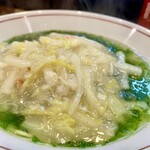 今石飯店 涼華 - あおさの風味に塩スープ、白菜のあんかけが絶妙にマッチした優しく美味しいそば