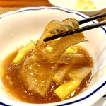 今石飯店 涼華 - 特選毛鹿ふかひれはプリプリで煮込んだ醤油の味がしっかりついて美味しい