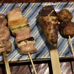 Yakitori Kurotengu - 8本串　1848円（3本）　ハツ　231円