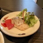 AXELA WINE SALON - 旨みが凝縮された肉厚のスズキの味噌漬け