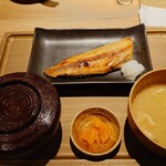 室町干物食堂 めしさんど - 