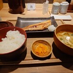 室町干物食堂 めしさんど - 