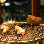 炭火焼　鶴見 - 2014.1 炭火の七輪の上で焼きます