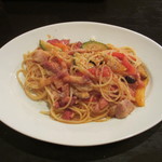 イタリア料理ゴローゾテツ - ベーコンと野菜のトマトソーススパゲティ