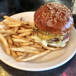 THE GREAT BURGER - 