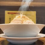 ラーメン三ツ勝 - 小ラーメン（麺量200g）950円＋ヤサイ＋アブラ