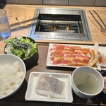 Yakiniku Raiku - 