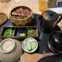 うなぎ四代目菊川 東京駅黒塀横丁店 - うなぎ四代目菊川のひつまぶし