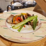 カジュアルフレンチBar 7FUKU - 豚の岩塩焼き