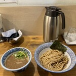 道玄坂 マンモス - 胚芽麺並スープ大盛　890円