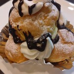 パティスリ・ル・スィエル - プロフィットロール（アップ）