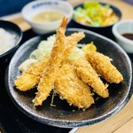 ミックスフライ定食