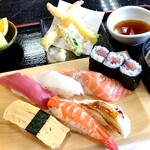ジャンボおしどり寿司 - 握りセット！