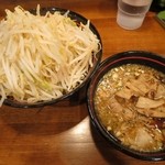 肉そば 千 - 肉つけそば￥７５０（野菜多め）