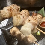 博多野菜巻き串ともつ焼き すみび - 豚巻きのトッポギ！