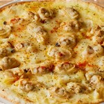 Clams snack pizza