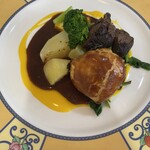ビストロ・ドゥマン - 牛ほほ肉(メインディッシュ)