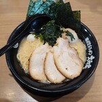 横浜家系ラーメン 小作大和家 - 