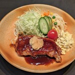Nikaino Sakaba Satou Saburou Shouten - ＳＰＦ桃豚のポークソテー定食（生姜、ガーリック、デミソースから味を選べます。）　1400円