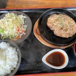 虎壱精肉店 - ハンバーグ定食