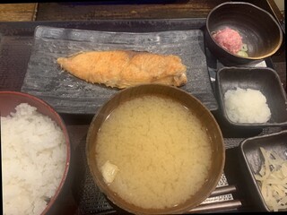 しんぱち食堂 - 焼き鮭定食＋ねぎとろ