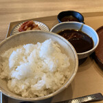 炭火焼肉 肉の匠 ひうち - ご飯