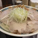 博多とんこつ 天神旗 - 食べる前から楽しみ