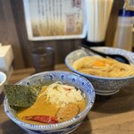 狼煙 - カレーつけ麺（中 300g）+釜玉（卵黄のみ） ¥1,100+¥50