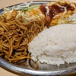 びざん - びざん定食(750円) 焼きそば+玉子焼き+サラダ+味噌汁