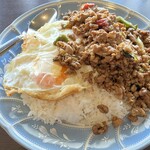 Thai happy restaurant  - ガパオライス(豚)