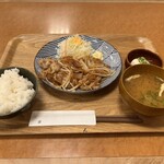 Miyamoto Munashi - たっぷり肉野菜炒め定食