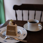 Brown Books Cafe - 