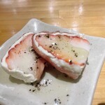 Tempura To Wain Kojima Nishiki Bashi Ten - 季節の果物生ハムチーズ巻き
      イチゴ