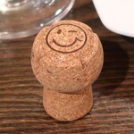 トリワイン ＰＩＫＯＳＨＨＨＵ - 何かのコルク栓