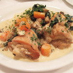 ラミティエ - 仔ウサギモモ肉のフリカッセ バターライスぞえ