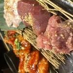 炭火焼ホルモン ぐう - 